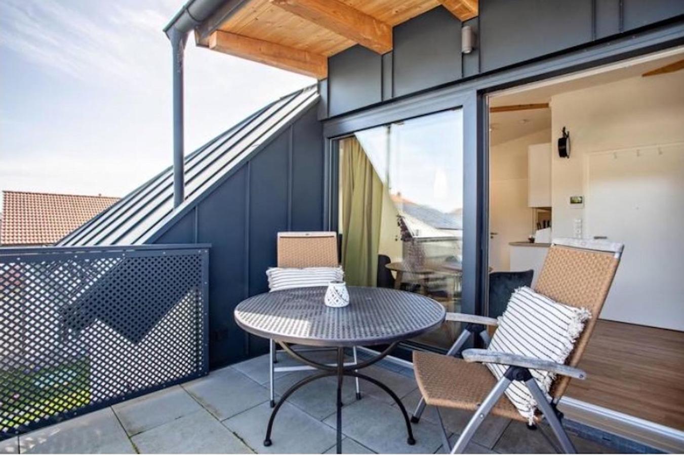 Terralpin Apartments - Charmante Dg Wohnung Mit Balkon Bruckmuhl Luaran gambar
